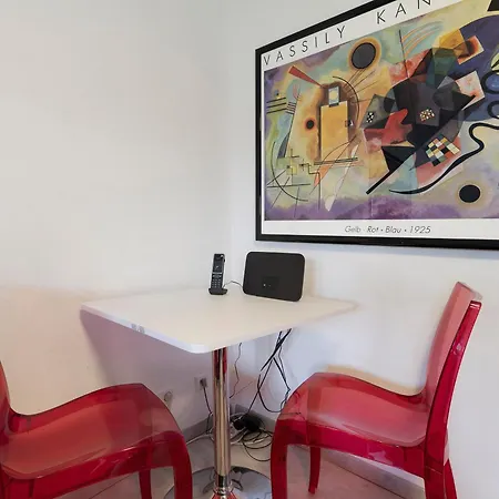 Apartment Neue Und Zentral Gelegene *