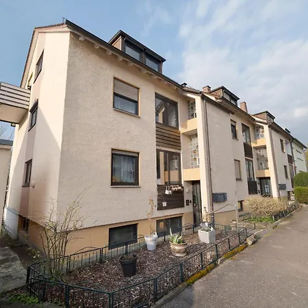 Neue Und Zentral Gelegene Apartment *